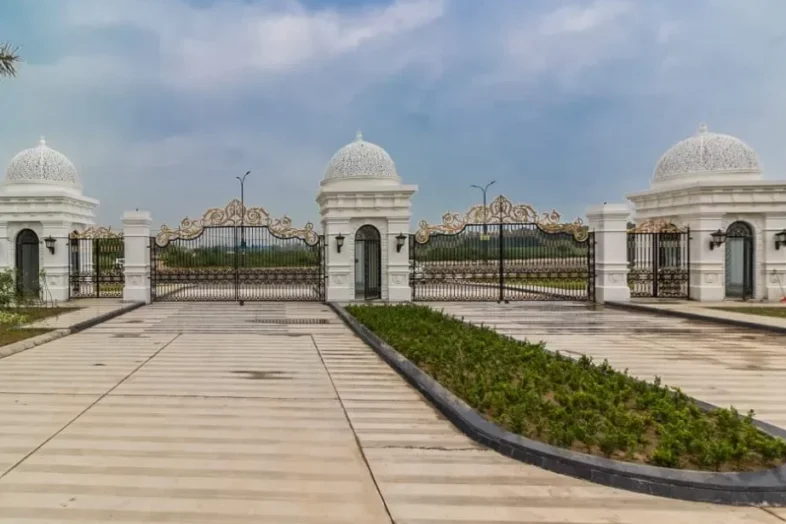 Gate-Property-in-new-chandigarh-Omaxe-The-Resort-e1712226606634